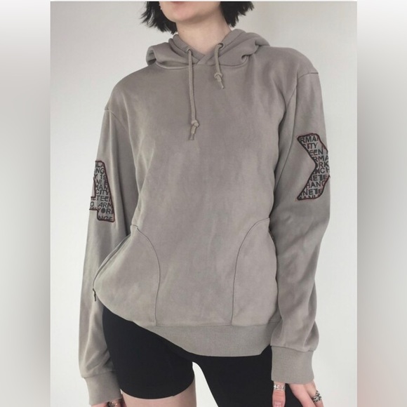 REDUCED 🪷Y2K Armani Exchange light grey hoodie, pullover, embroidery AX on arms - Picture 4 of 17